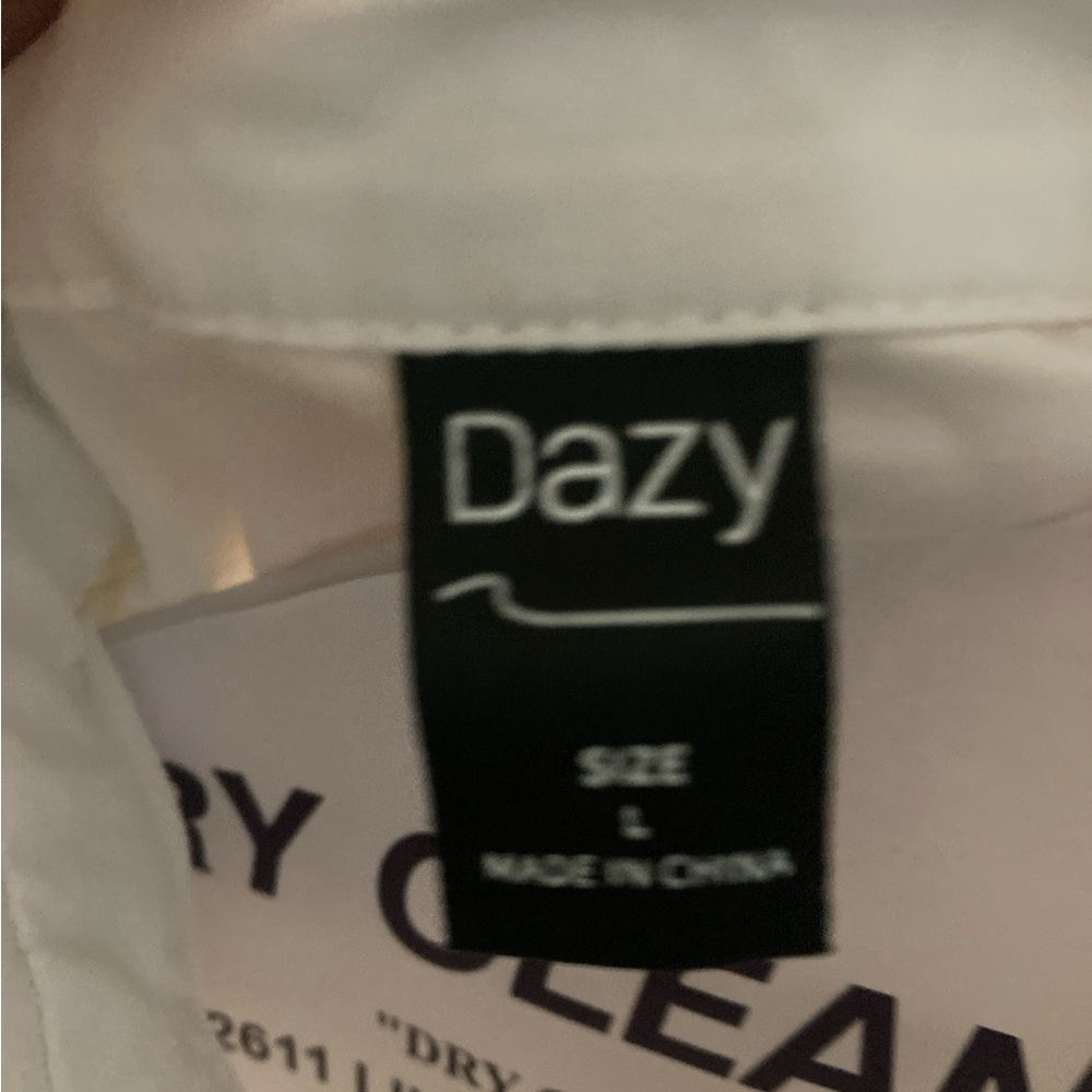 Dazy White Victorian-Style Button-Up Top- Size L-… - image 7